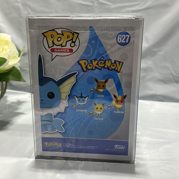 NIB - Funko Pop! Pokémon - Vaporeon Vinyl Figure #627 - Picture 7 of 7